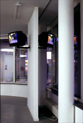 Clothes Monitor