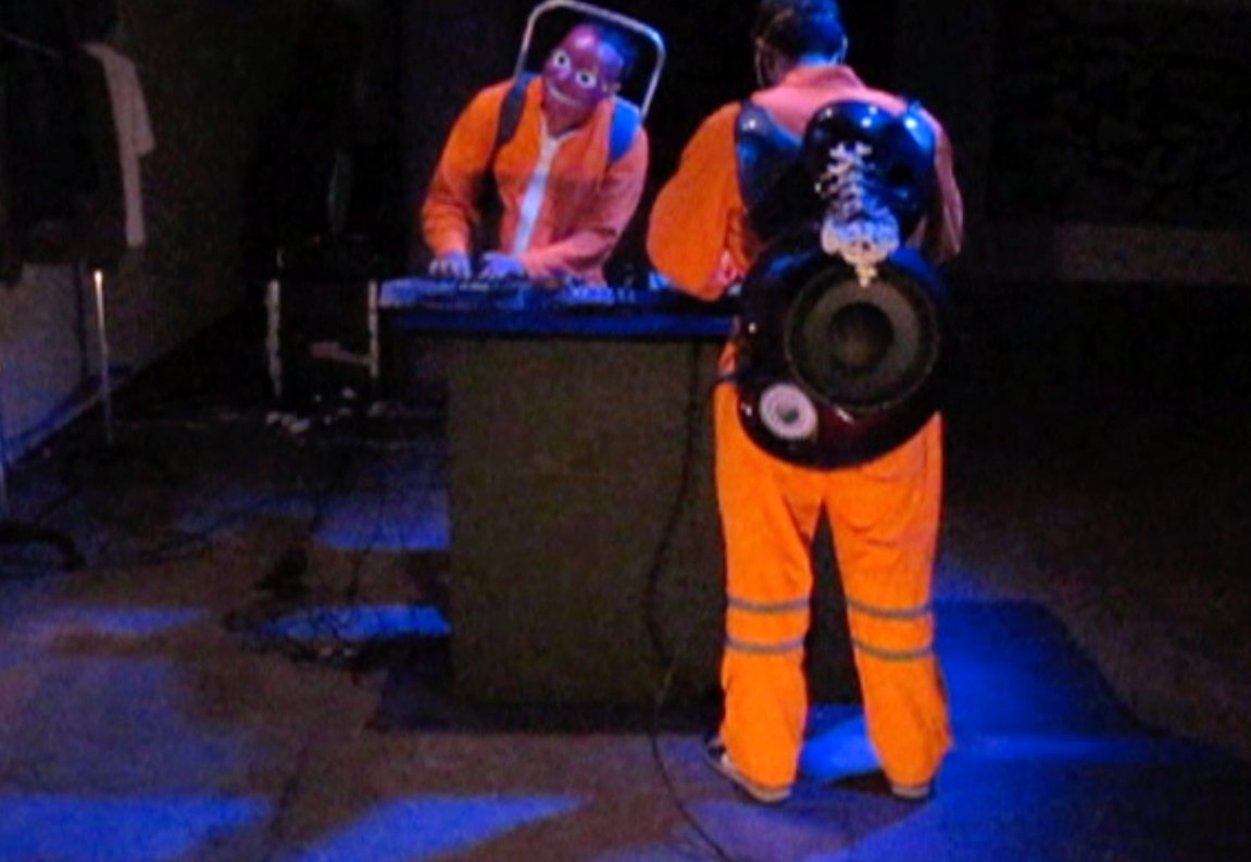 Mobile DJ performance video